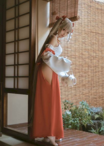 《高压监狱》完整版