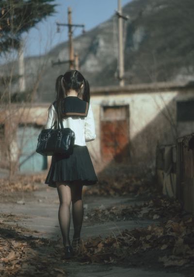 秋霞特色aa大片
